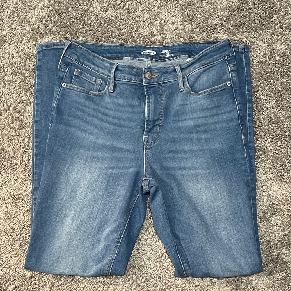 Old Navy Rockstar Super Skinny High Rise Jeans